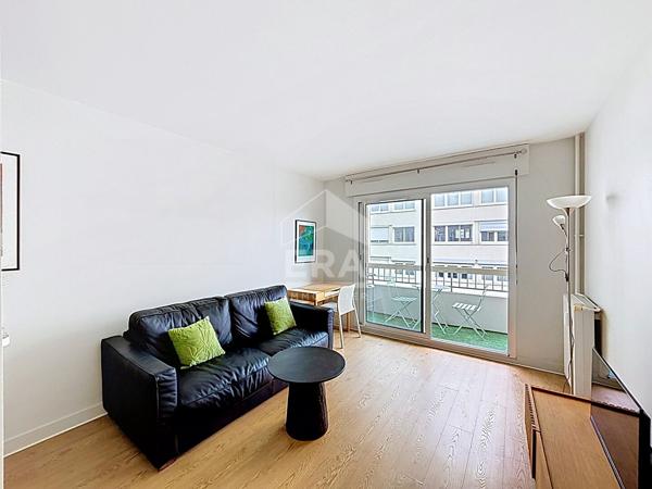 Studio Courbevoie 1 pièce(s) 27.5 m2