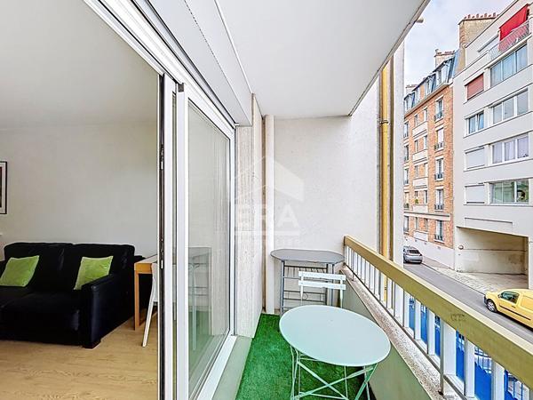 Studio Courbevoie 1 pièce(s) 27.5 m2