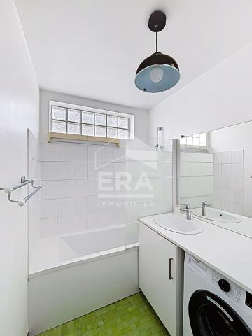 Studio Courbevoie 1 pièce(s) 27.5 m2
