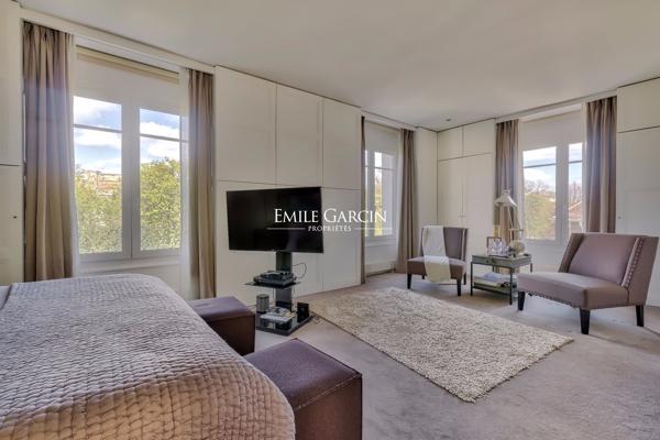 Neuilly-sur-Seine- 5 chambres- 300m² avec jardin et piscine