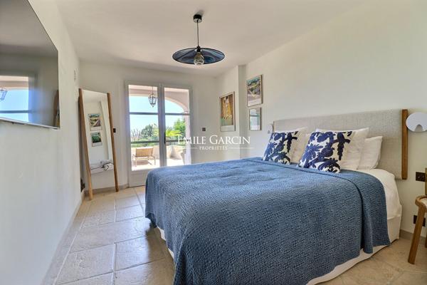 A vendre - Propriété à Grimaud avec vue mer