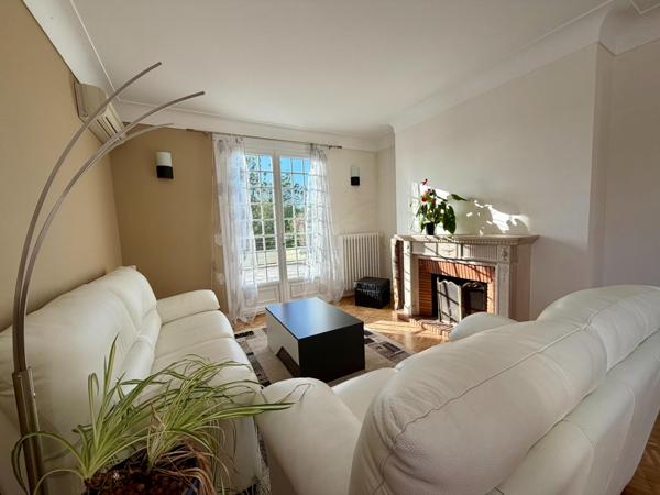 MAISON 4CH GRAND GARAGE ET JARDIN