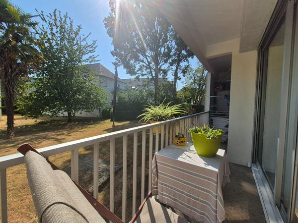 Appartement Auray Gare dans un Parc paysagé 3 pièces 62,73m² avec cave et parking , Auray