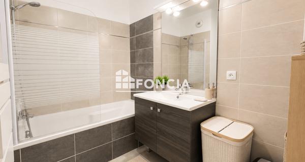 À vendre Appartement 3 pièces 72.14 m² - Saint-raphaël 83700
