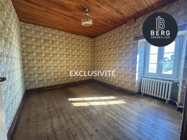 EXCLUSIVITE PLOUHARNEL Maison dans le vieux bourg