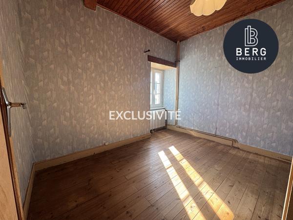 EXCLUSIVITE PLOUHARNEL Maison dans le vieux bourg