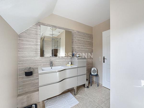 Maison Lamorlaye 122m²habitables, 4 chambres, jardin