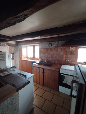 Maison
                                                                                                                                                                                                                                                                                                                        10 pièce(s)                                                                                                                                                                                                          5 chambre(s)                                                                                                                                                                                                          193  m²