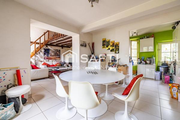 MAISON ANCIENNE PROCHE EGLISE DE VERRIERES