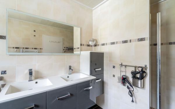 Maison à vendre    5 pièces •  Parentis-en-Born