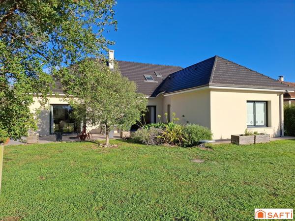 Maison contemporaine 2017,  173m2, 6 pièces, 4 chambres, vue montagne