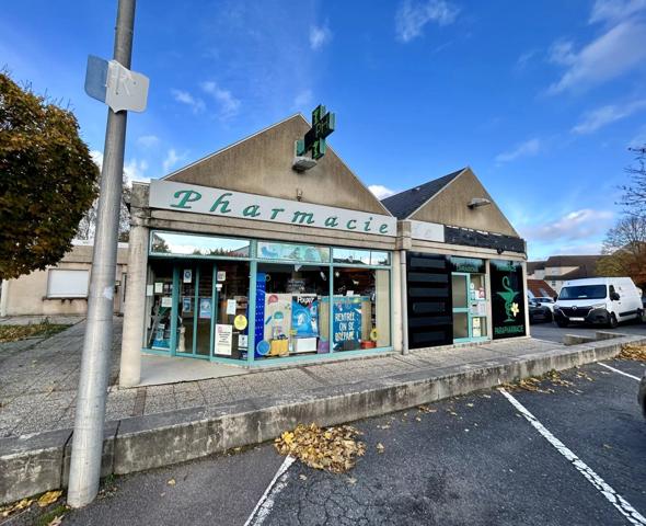 Vente Local commercial 143 m2 à Varennes-Vauzelles