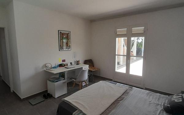 Maison à vendre    5 pièces •  Petit-Bourg