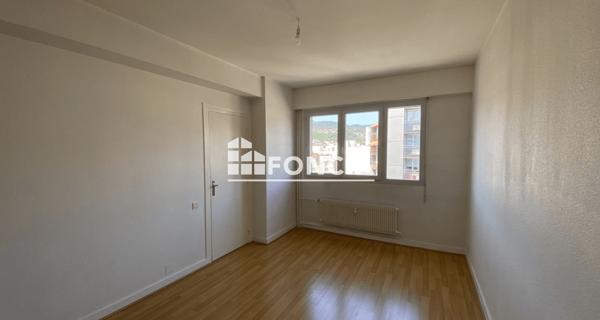 Location Appartement 2 pièces 57.2 m² - Clermont-ferrand 63000