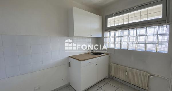 Location Appartement 2 pièces 57.2 m² - Clermont-ferrand 63000