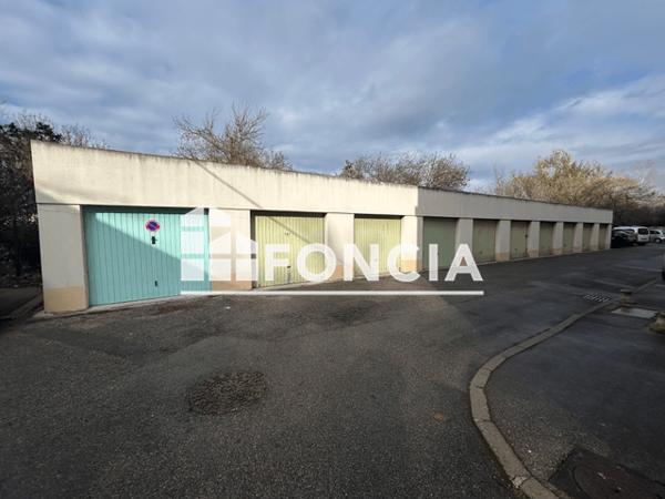 Location Parking - LE MOULIN D'AVAL - AVENUE DE LATTRE DE TASSIGNY Marignane 13700