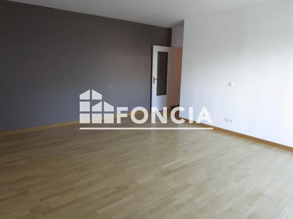 Location Appartement 3 pièces 81.64 m² - 21 RUE DU 140EME R.I.A Grenoble 38000