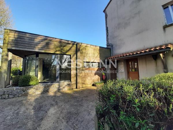 Ensemble immobilier de plus de 600m² dans un cadre paisible sur Nueil Les Aubiers