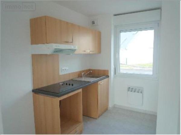 Maison à louer à Landivisiau dans le Finistère (29400), ref : 002009