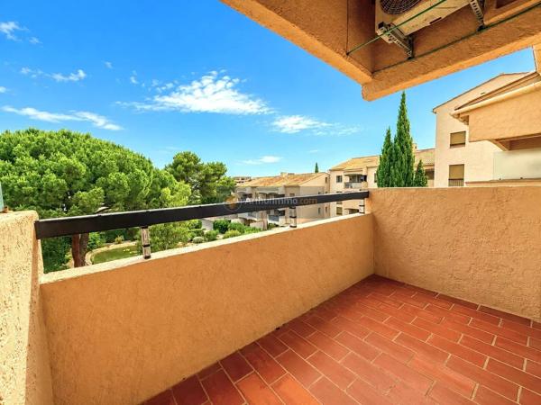 Vente                                                      Appartement
                        
                     1 pièces                      17 m2                     à Fréjus