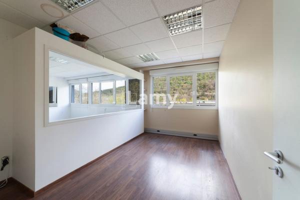 Local professionnel / commercial