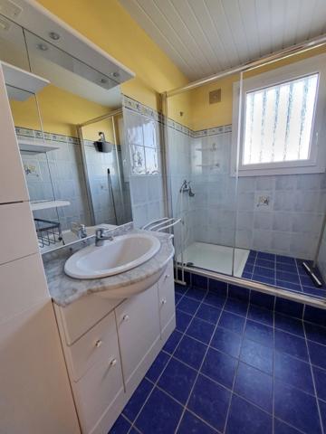 Maison plain-pied à vendre 5 pièces CAMARET SUR MER (29)