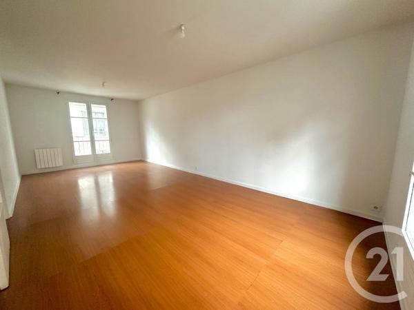 Appartement T3 à vendre  3 pièces - 70 m2 MONTARGIS - 45
