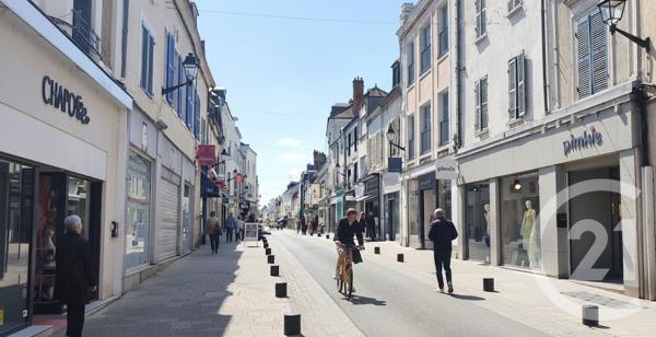 Appartement T3 à vendre  3 pièces - 70 m2 MONTARGIS - 45