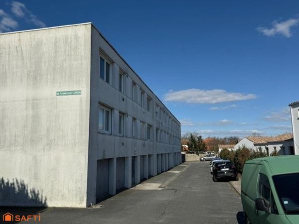 Studio refait à neuf quartier Laleu-La Pallice