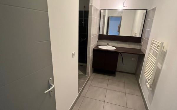 Appartement à louer    2 pièces •  Lansargues