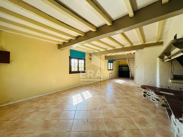 Maison à vendre à Castelneau-Rivière-Basse ? 151 m² avec grand terrain et vue dégagé.
