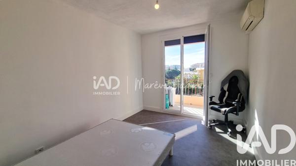 Appartement à vendre 3 pièces 59 m² Fréjus
