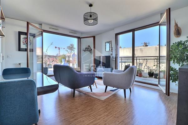 Duplex d'exception au dernier étage, Vue canal, terrasses et prestations haut de gamme