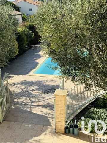 Maison à vendre 6 pièces 143 m² Saintes