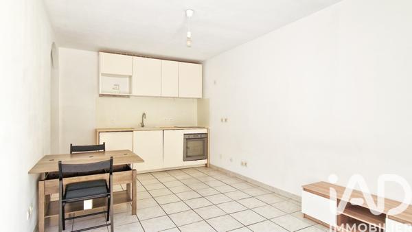 Location appartement 2 pièces 36 m² Saint-Cyr-sur-Mer