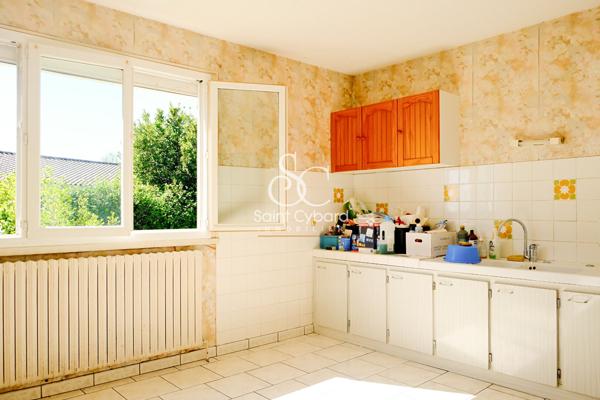 Hiersac Grande maison avec terrain