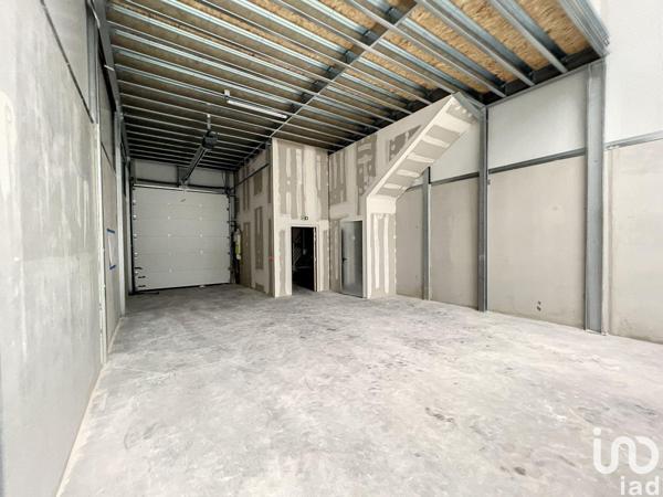 Atelier à vendre 192 m² Brie-Comte-Robert