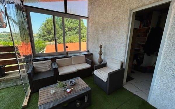 Immeuble à vendre    12 pièces •  Saint-Étienne