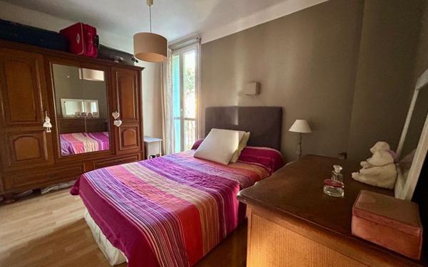 Appartement à vendre    4 pièces • 75 m2 Marseille 10