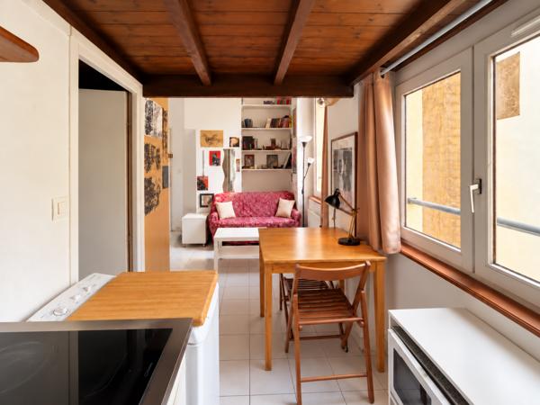 Appartement
         1 pièce
        - 25 m² 145 000 €*