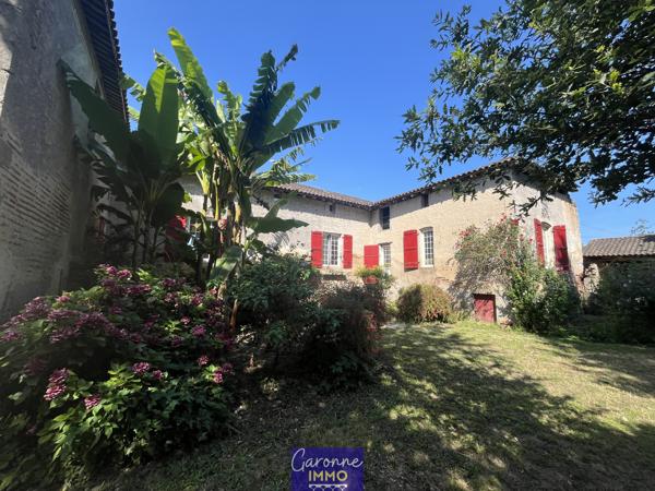 Maison 8 pièce(s) 1 chambre(s) 600 m²