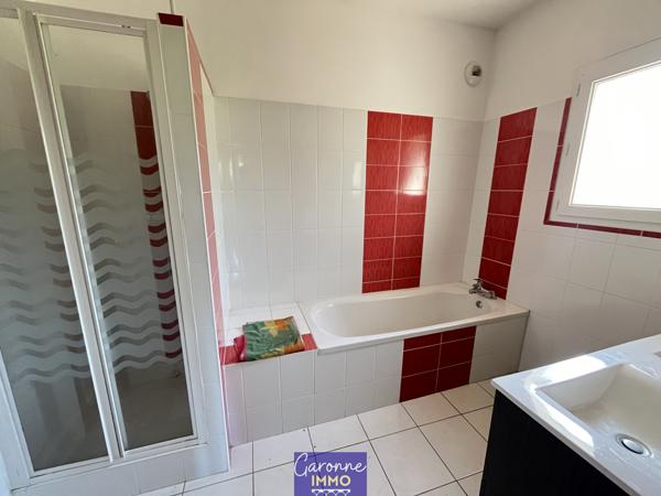 Maison 8 pièce(s) 1 chambre(s) 600 m²