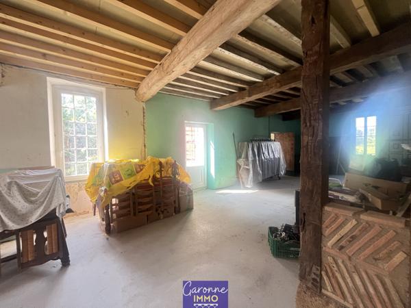 Maison 8 pièce(s) 1 chambre(s) 600 m²