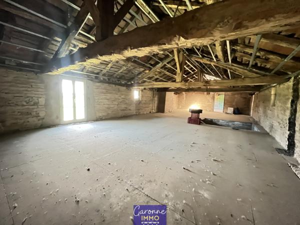 Maison 8 pièce(s) 1 chambre(s) 600 m²