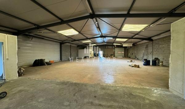 À VENDRE  Local d'Activité & Commercial  TOURS NORD