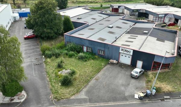 À VENDRE  Local d'Activité & Commercial  TOURS NORD