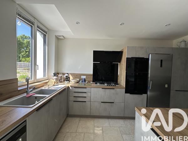 Maison à vendre 9 pièces 185,32 m² Huisseau-sur-Cosson