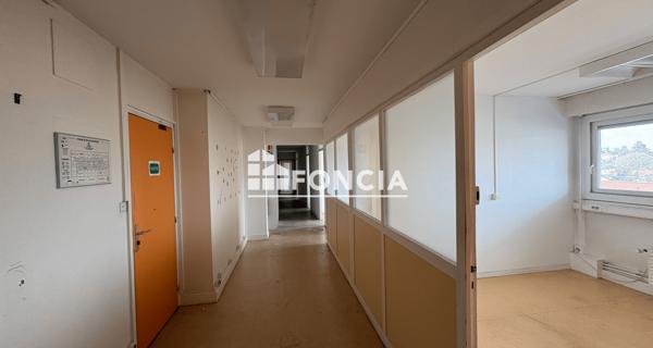 À vendre Local commercial 342 m² - Limoges 87100