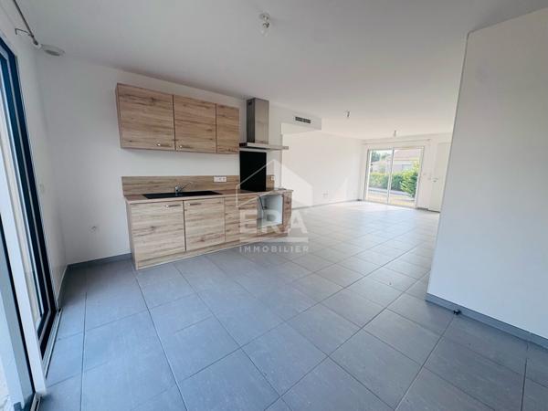 Maison  3 chambres et garage 239 800 €