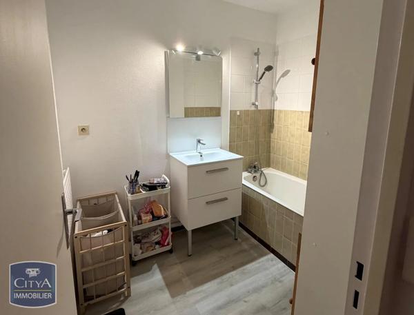 Appartement à louer 2 pièces 45.92m² Limoges (87000)